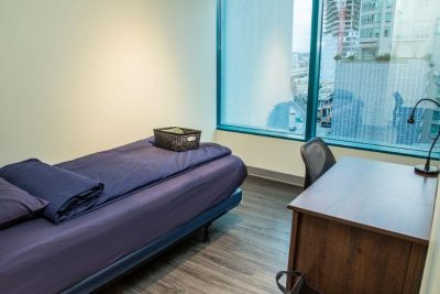 KAPLAN VANCOUVER YURT KONAKLAMA