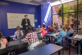 Kaplan Dil okulu - Los Angeles3