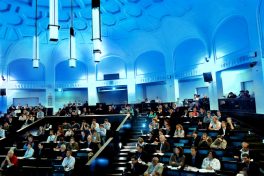 Universitt Hamburg: Hrsaal Esa1-B (Agathe-Lasch-Hrsaal), Int.