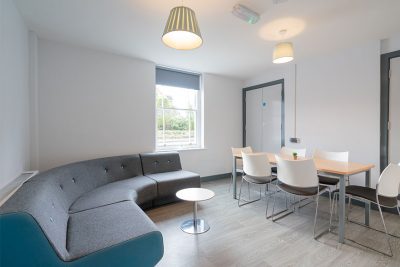 bramley-cottages-dining-room