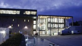 falmouth_university_twilight_penryn_campus_0