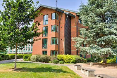 Accommodation-Greenow-and-McCombie-detailed