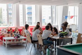 ALPADIA_01-Nice_students